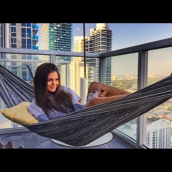 Coming in hot 🤷🏻♀️🥂 - Picture 2 of 7